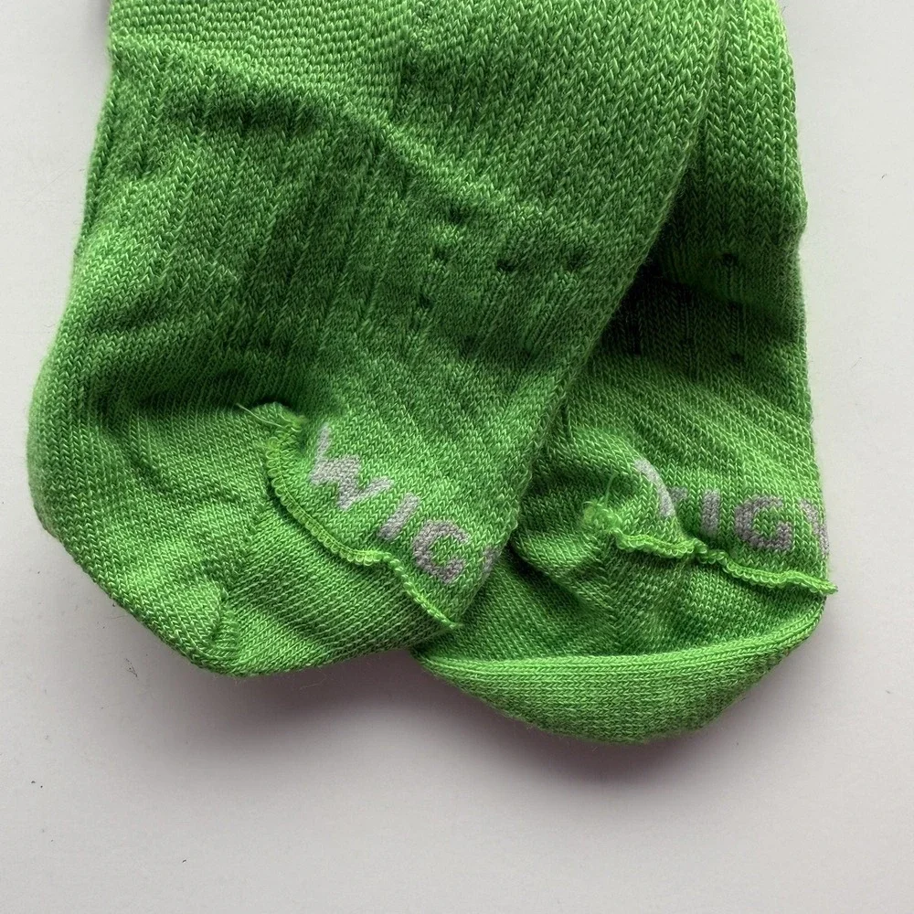 Lot 2 WIGWAM Catalyst SynchroKnit Contour No Slip Tab Sock Large M 9-12 W 10-13
